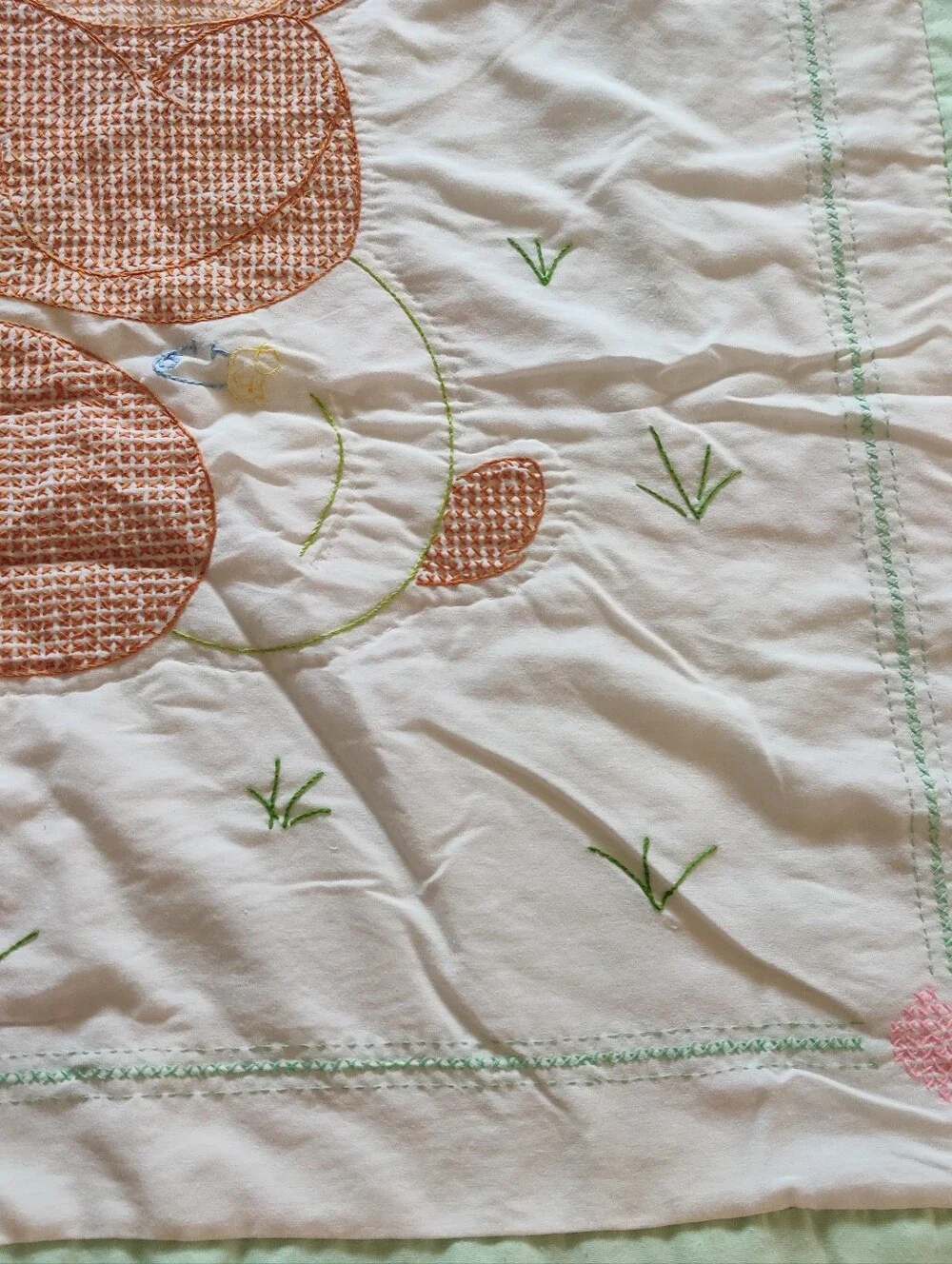 Cross Stitch Busy Bee Baby Blanket Embroidered Honey Bear Green Vintage Handmade